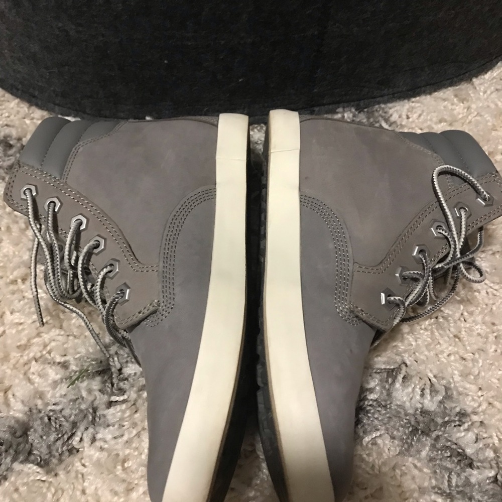 Timberland ladies boot/sneaker
